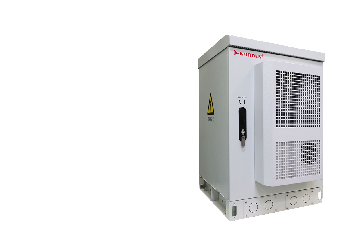 Norden-Outdoor-UPS-Banner